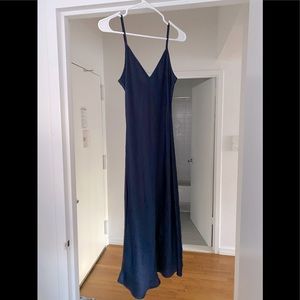 Aritzia Wilfred Only Slip Midi Dress - XS